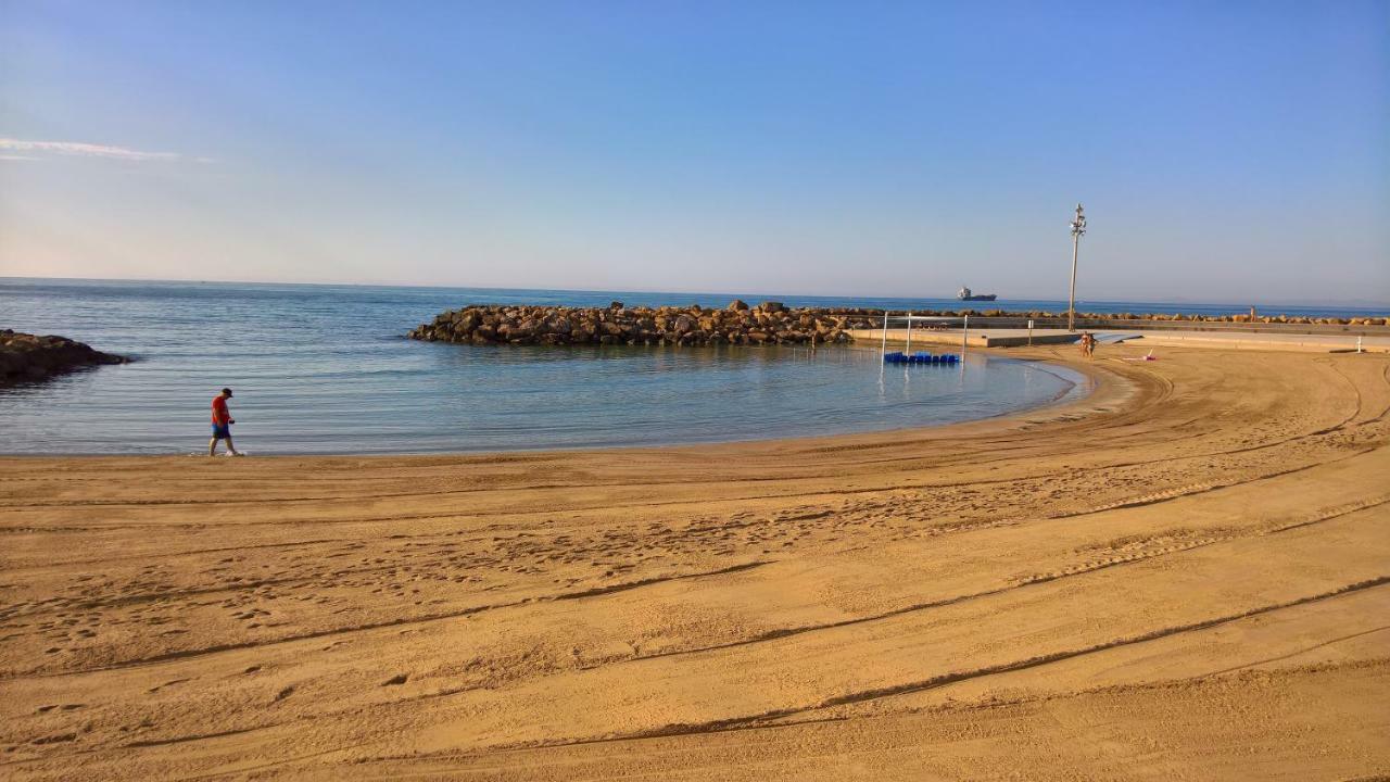Sea And Center Apartment By Mm Torrevieja Kültér fotó